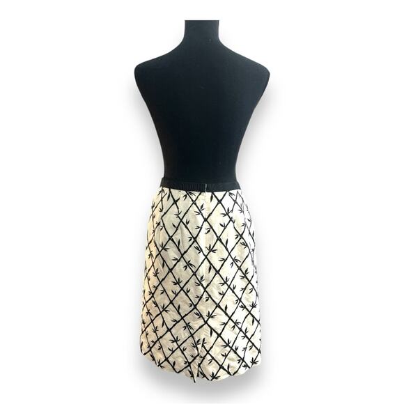 TALBOTS Vintage Ivory and Black Bamboo Embroidered A Line Skirt SZ 6 - Picture 9 of 11